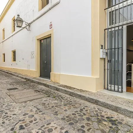 Entre Bodegas Jerez * Jerez de la Frontera